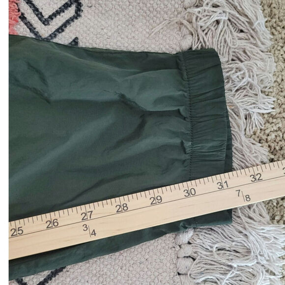 ATHLETA EXPEDITION JOGGER in HUNTER GREEN, SZ 4 TALL - Picture 11 of 12